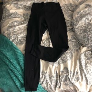 Wonder Under LuluLemon Leggings